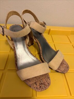 Worthington Beige Suede Cork Block Heel Sandals